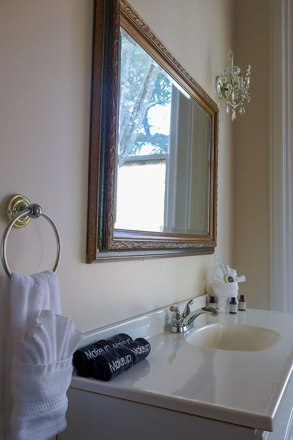 Suite | Bathroom