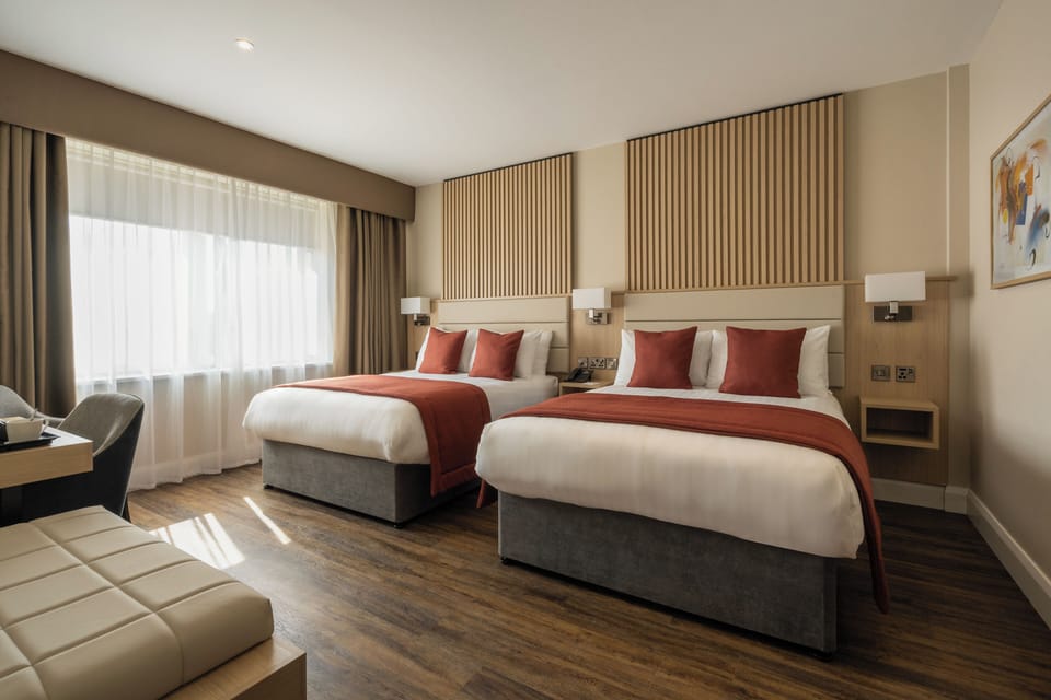 Classic Double or Twin Room | In-room safe, desk, iron/ironing board, rollaway beds