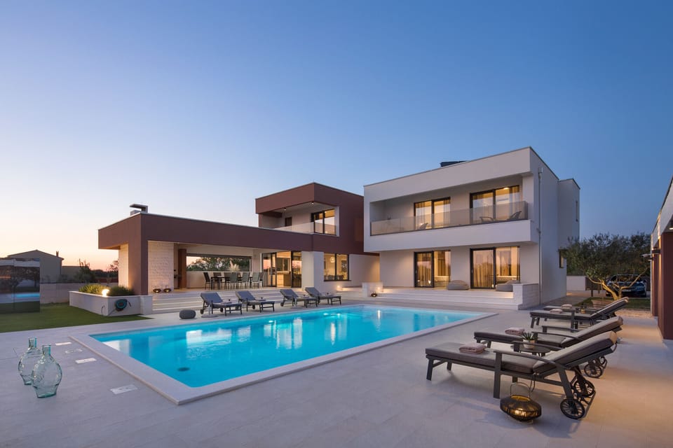 House | 6 bedrooms