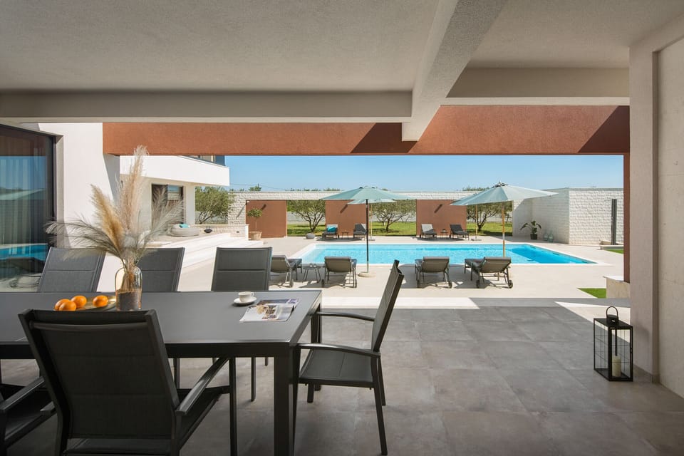 House | 6 bedrooms