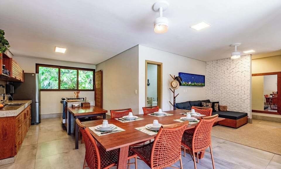 Villa | Dining