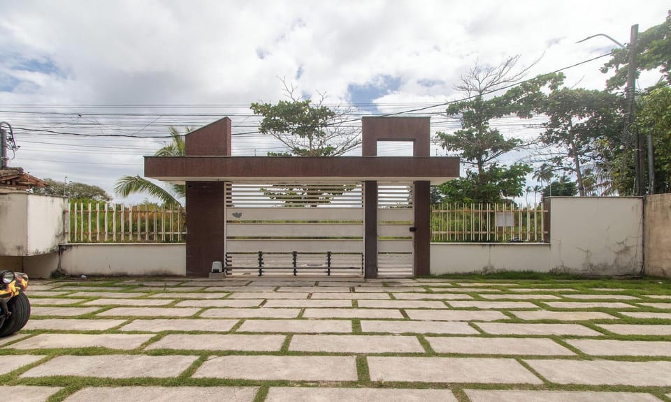 Basic Apartment | Property grounds