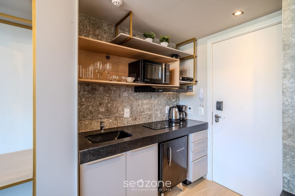 Basic Studio | Private kitchen | Cookware/dishes/utensils
