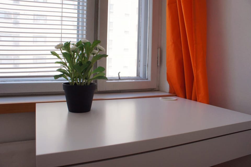 Twin Room, Shared Bathroom | Soundproofing, free WiFi, bed sheets