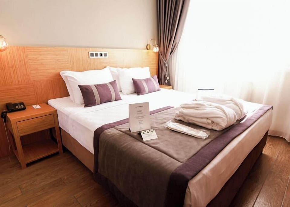 Family Quadruple Room, Balcony | Iron/ironing board, free WiFi