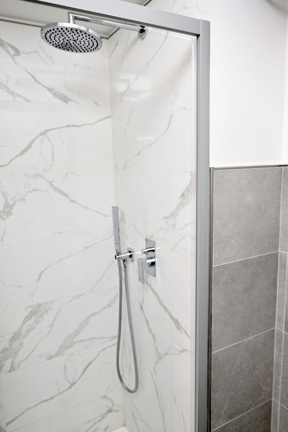 Condo | Bathroom | Shower, towels, soap, shampoo