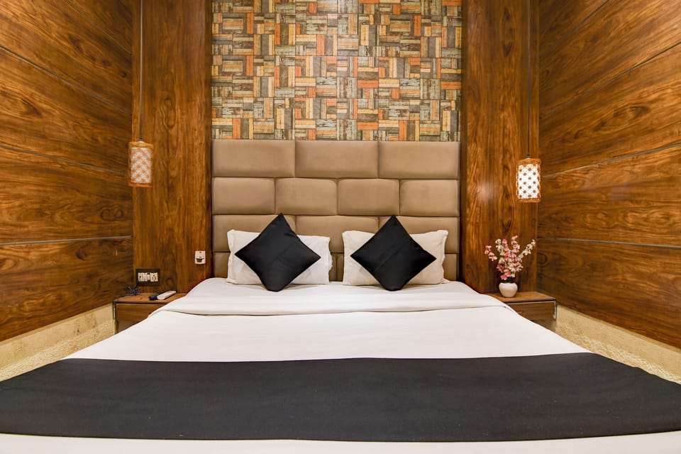 Deluxe Double Room | Room amenity