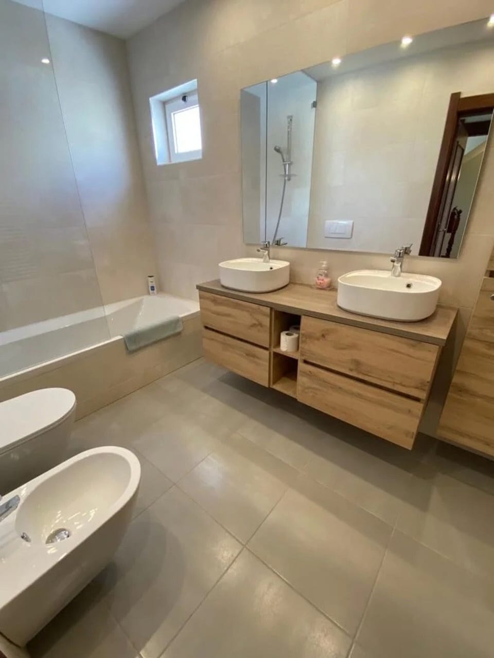 Charming Benagil Apartment Near Praia de Benagil House in Lagoa