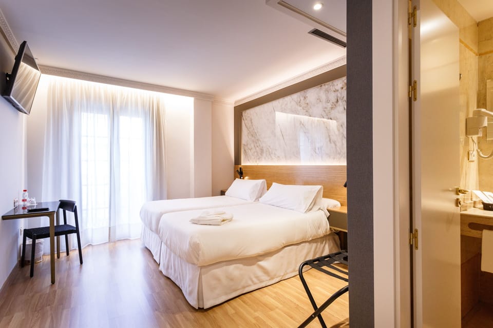 Standard Double Room | Memory foam beds, minibar, in-room safe, desk