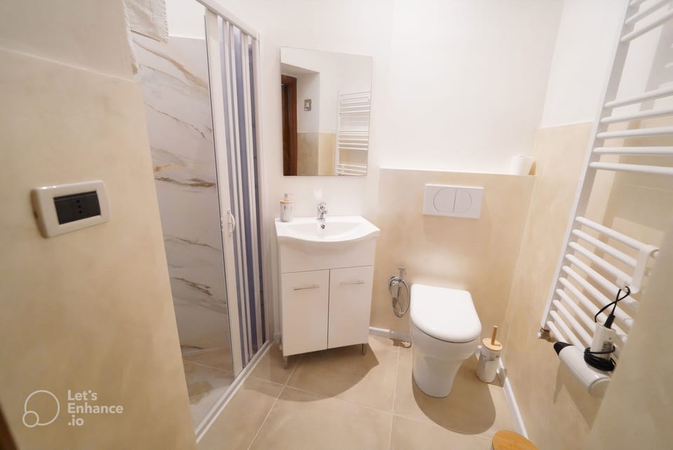 Superior Suite | Bathroom