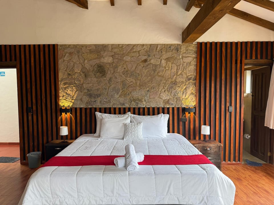 Deluxe Suite | Free WiFi