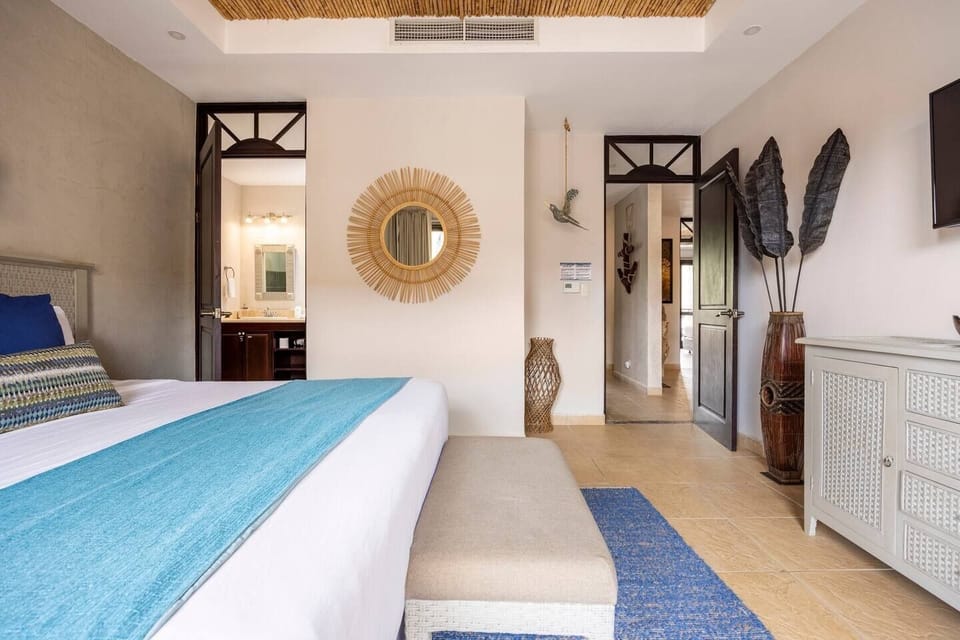 In-room safe, iron/ironing board, free WiFi