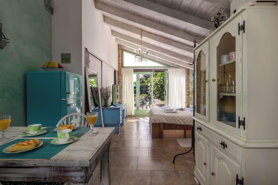 Family Studio, Microwave, Mountain View (Tiny House With Private Pool Kostrena) | Dining