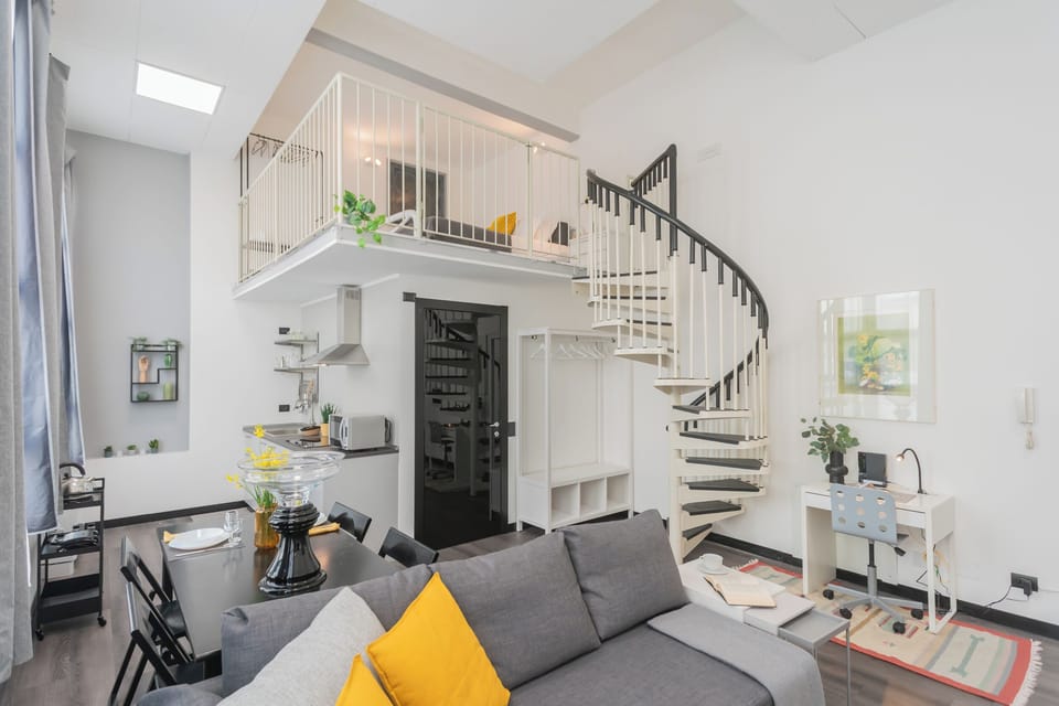Apartment (1 Bedroom) | Living area | 32-inch TV with cable channels