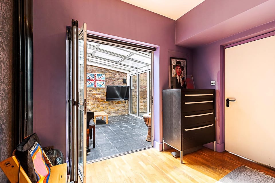 House (Stylish Mews Home in Kensington) | 3 bedrooms
