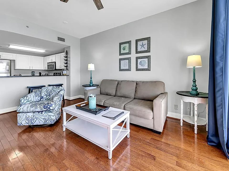 Condo, 1 King Bed with Sofa bed (Calypso 1-1805) | Living area