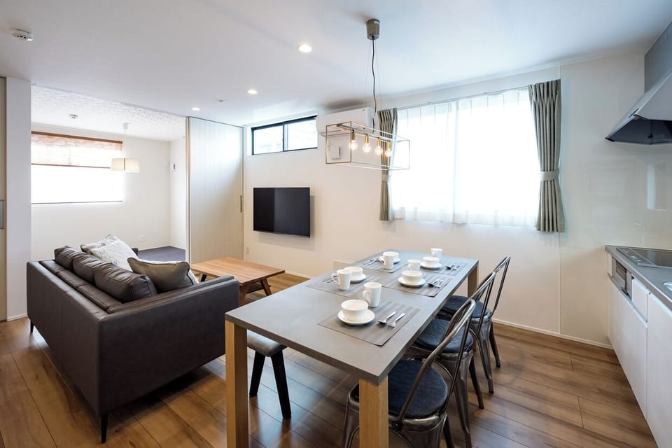 Aile House 2 - 4LDK, Non Smoking | In-room dining