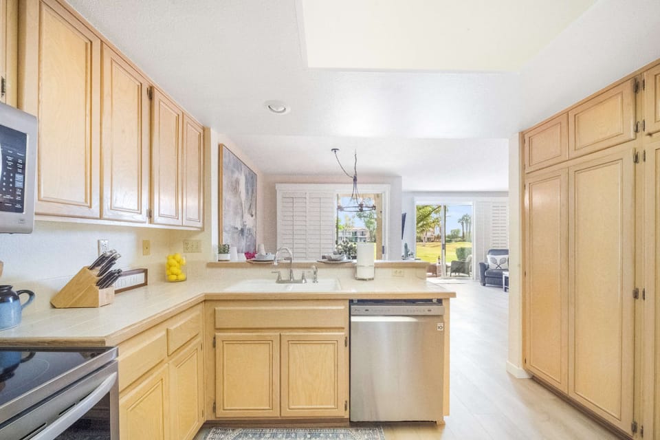 House | 3 bedrooms, high-speed internet