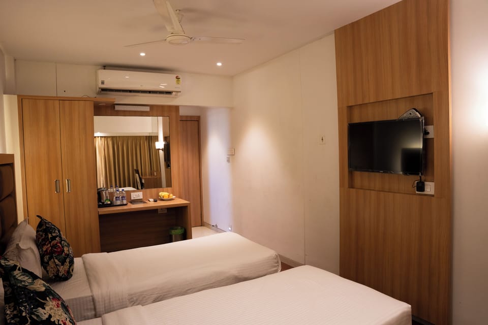 Executive Single Room, 1 Bedroom | Desk, free WiFi