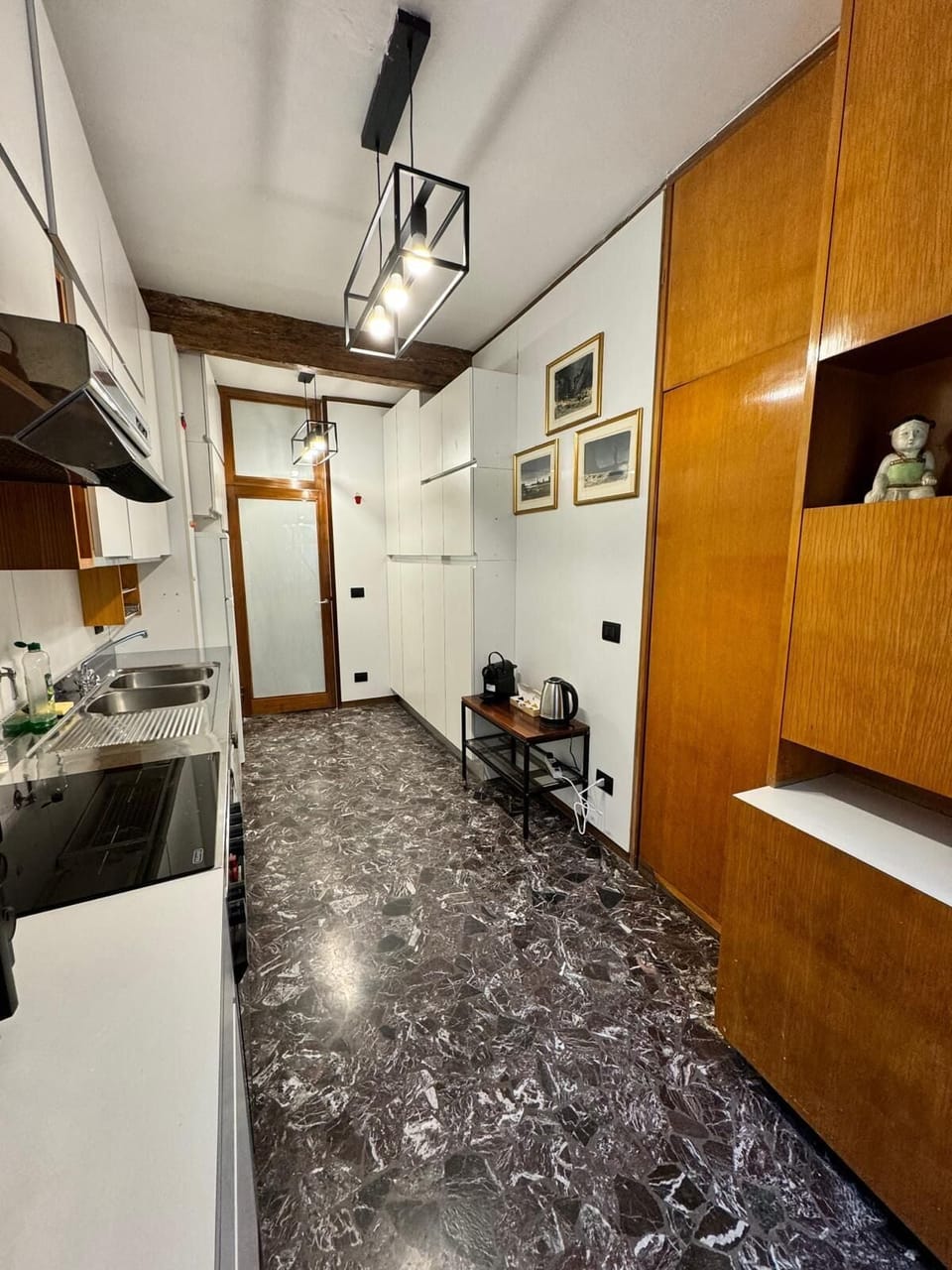 Apartment, Balcony | Private kitchen | Electric kettle, toaster