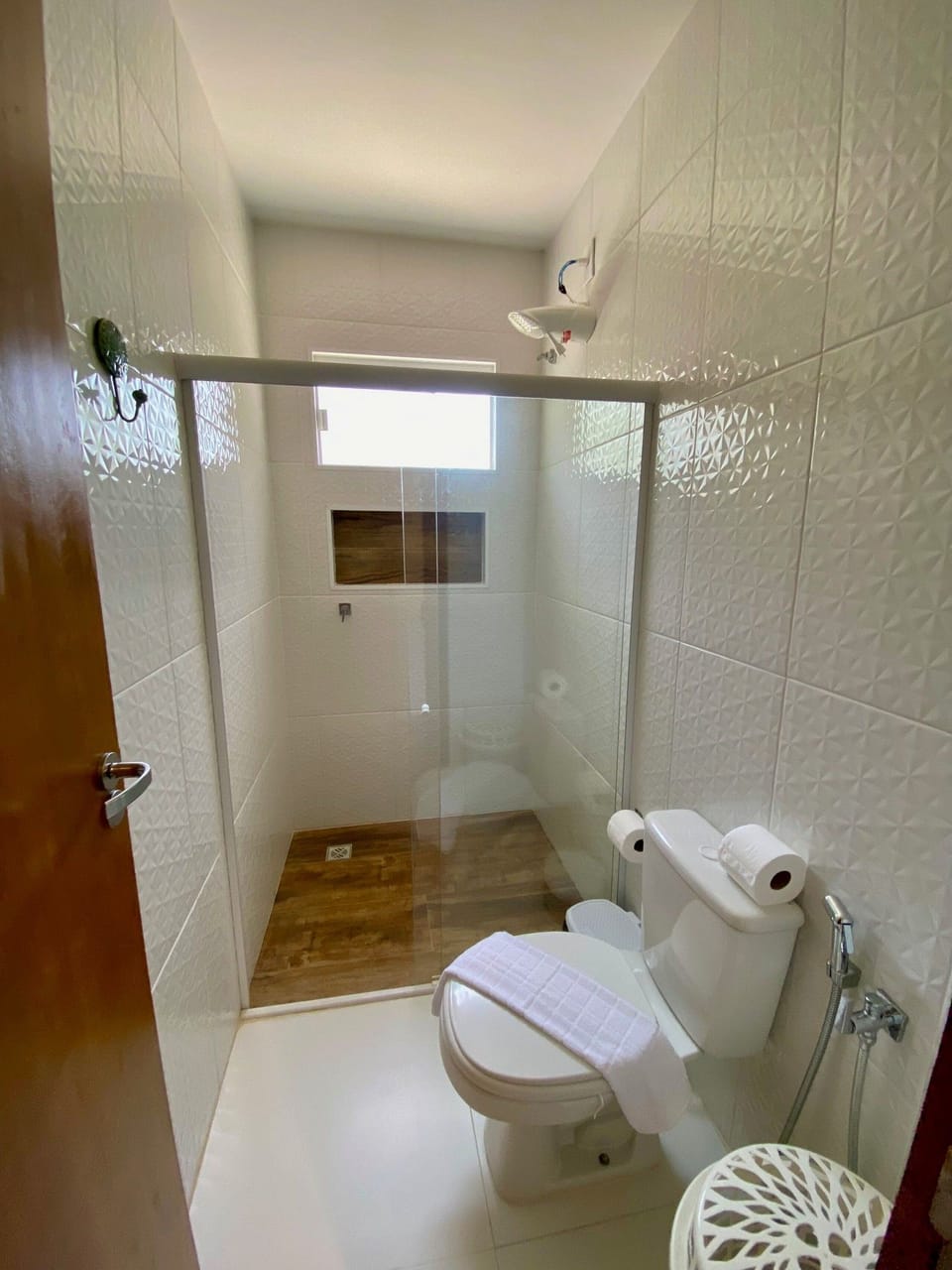 Basic Villa | Bathroom | Shower, hair dryer, towels, toilet paper