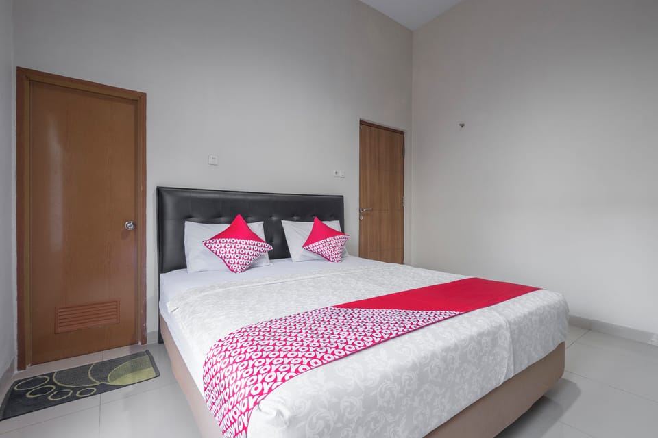 Deluxe Double Room | WiFi (free), bed sheets