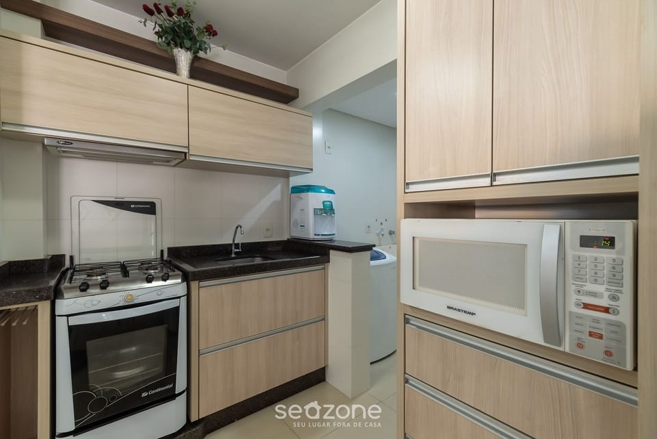 Basic Apartment | Private kitchen | Cookware/dishes/utensils