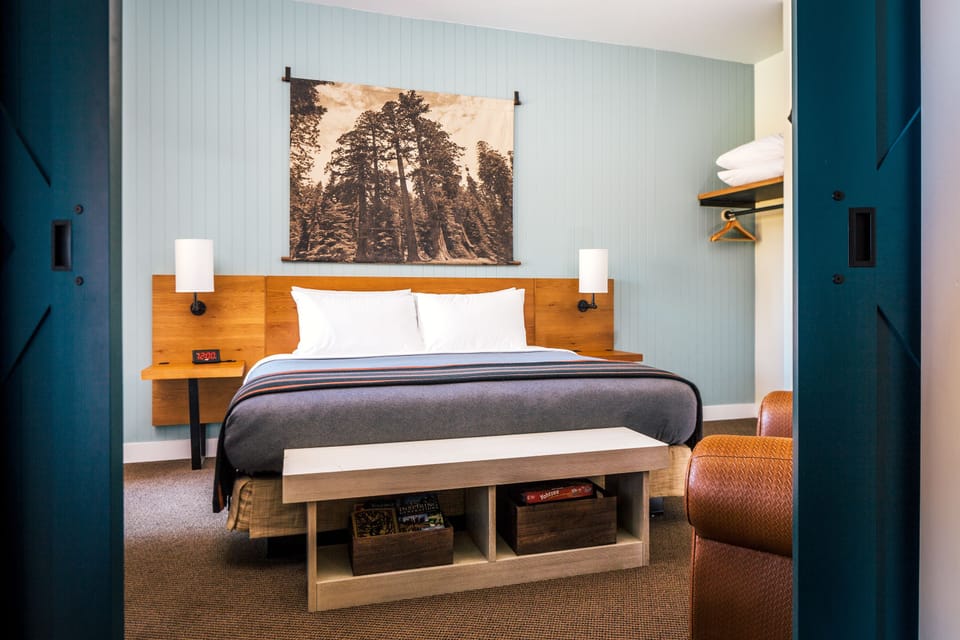 Hypo-allergenic bedding, pillowtop beds, in-room safe, desk