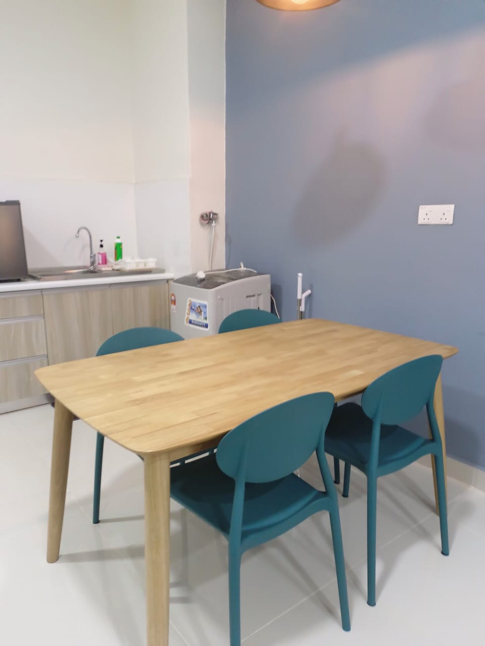 Family Studio | Dining room