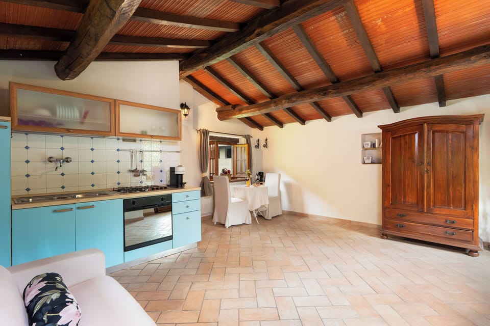 Villa, Garden View | Private kitchen | Fridge, microwave, oven, stovetop