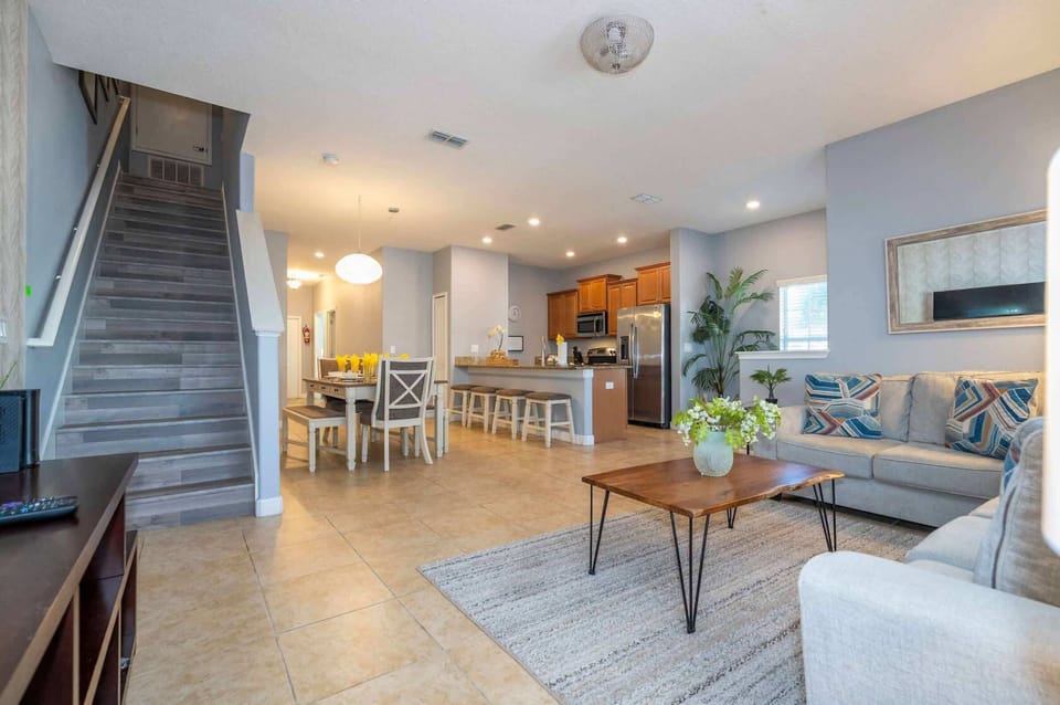 Townhome, Multiple Beds, Pool Access, Pool View (Disney Days & Poolside Nights) | Living area | 42-inch flat-screen TV with digital channels
