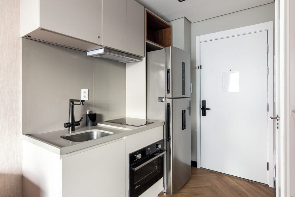 Classic Studio | Private kitchen | Espresso maker, fridge, microwave, stovetop