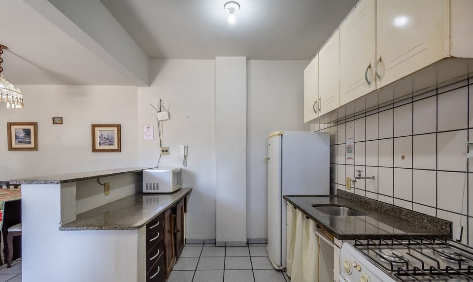 Basic Apartment | Private kitchen