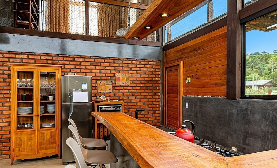 Basic Villa | Dining
