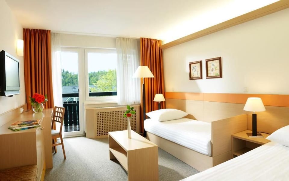 Minibar, in-room safe, free WiFi, bed sheets