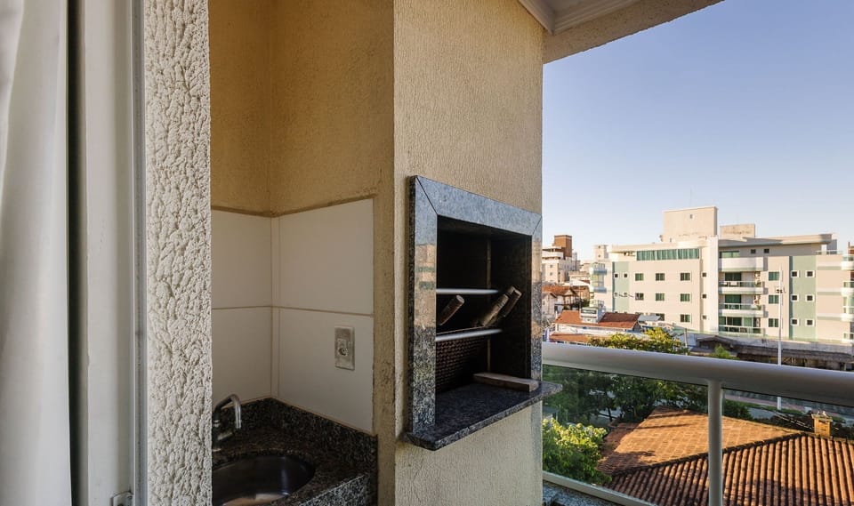 Basic Apartment | Terrace/patio