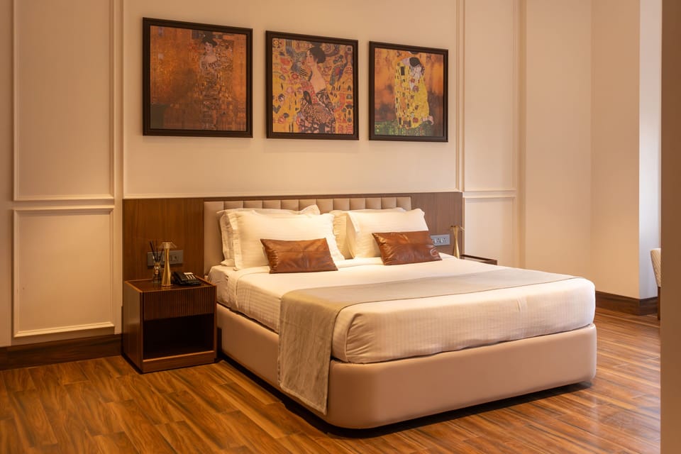 Deluxe Suite | Iron/ironing board, free WiFi, wheelchair access