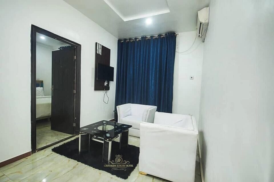 Deluxe Room | Living area
