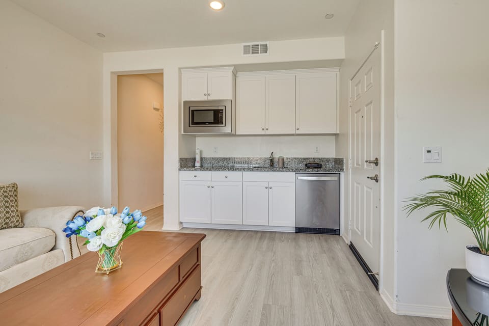 Apartment (1 Bedroom) | Interior