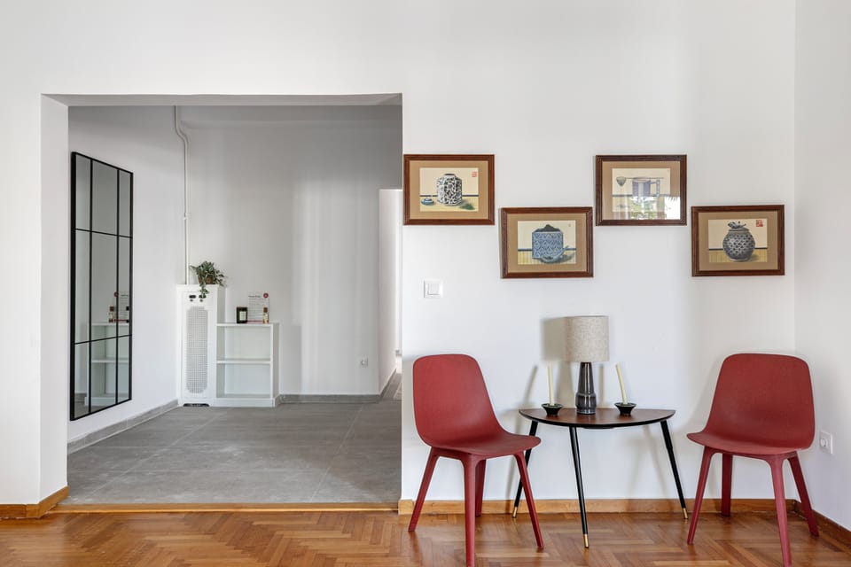 Apartment, 3 Bedrooms, Balcony, City View | Living room | 55-inch Smart TV with digital channels, streaming services
