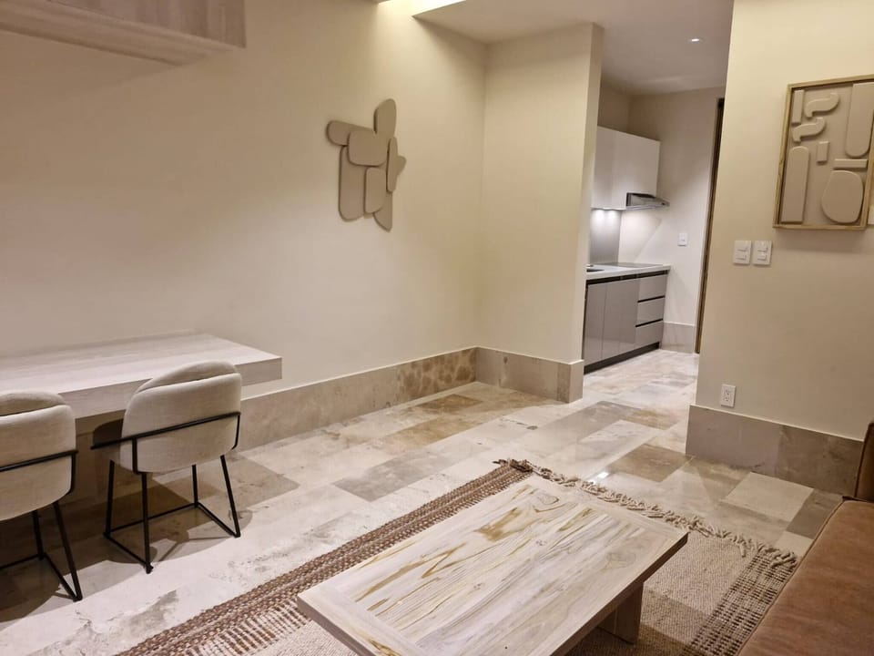 Apartment, 1 Bedroom, Accessible, Balcony | Living area