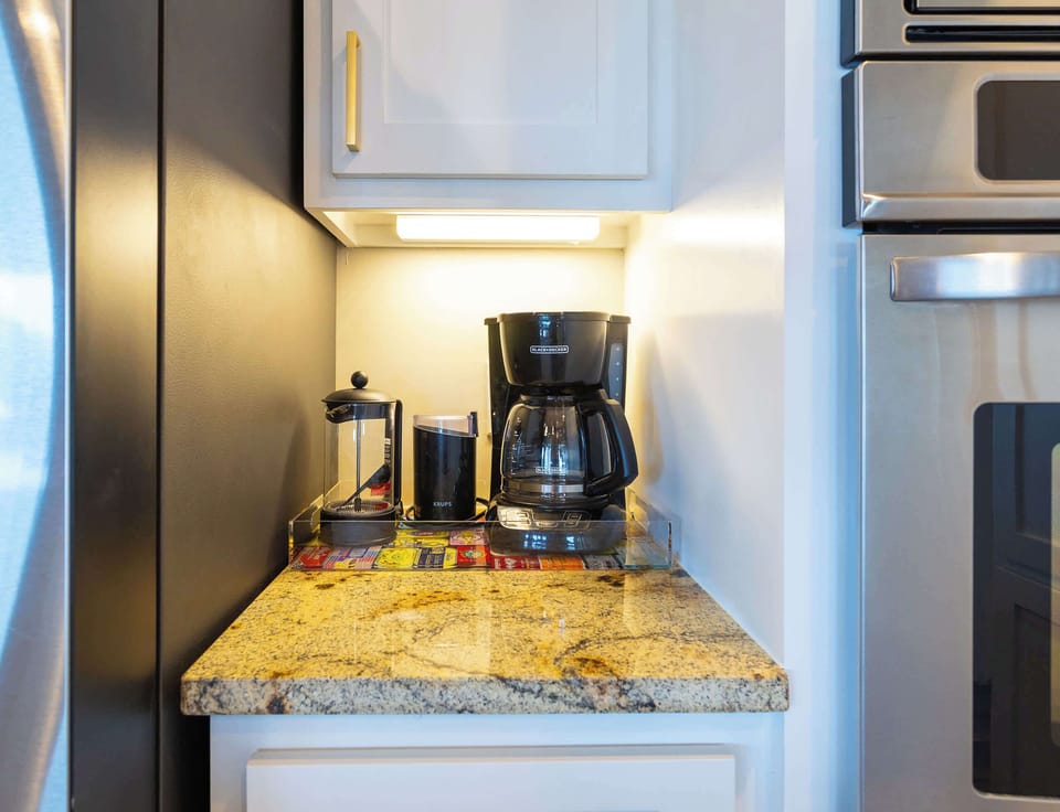 House, Multiple Beds, Pool Access, Valley View (Valley View) | Coffee and/or coffee maker