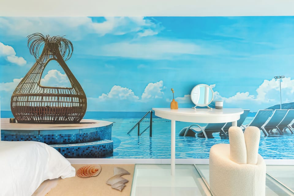 Fantasy Ocean (Fun Bubble Pool + Mini Slide) | Iron/ironing board (on request), WiFi (free), individually decorated