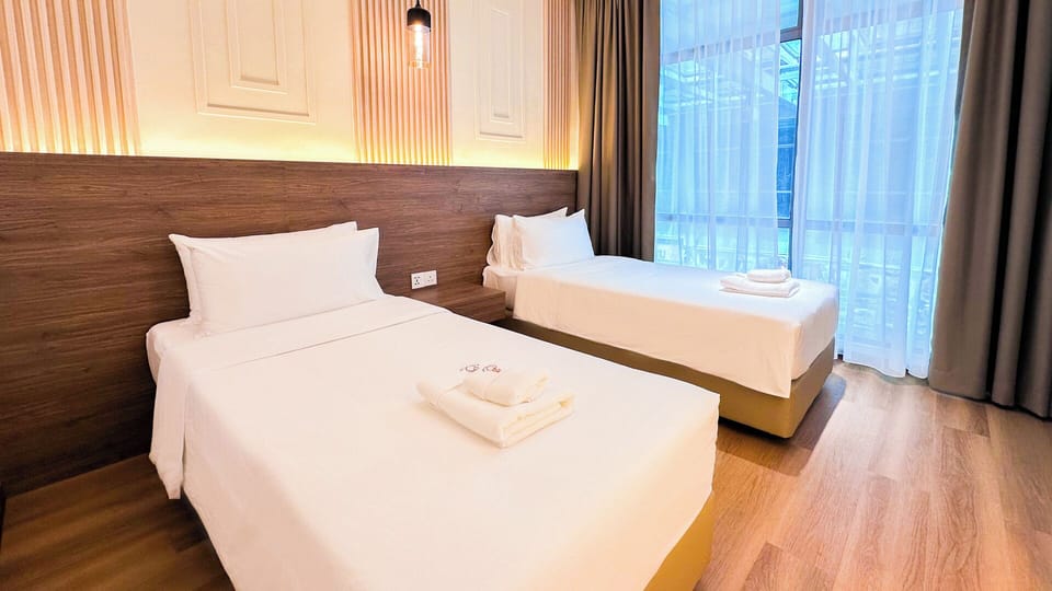 Standard Twin Room, Non Smoking | In-room safe, free WiFi