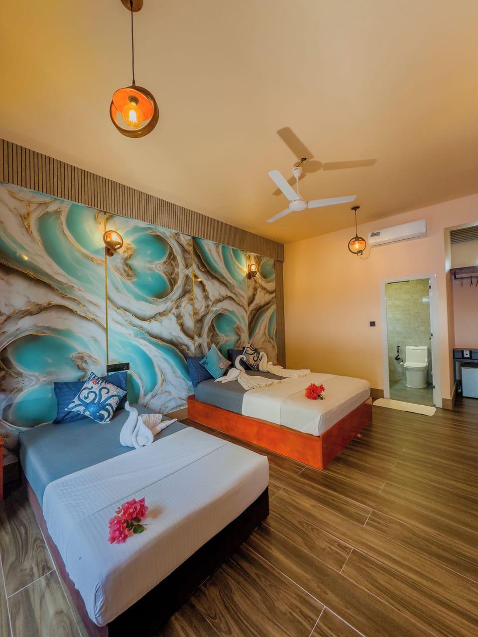 Family Room | In-room safe, desk, laptop workspace, blackout drapes