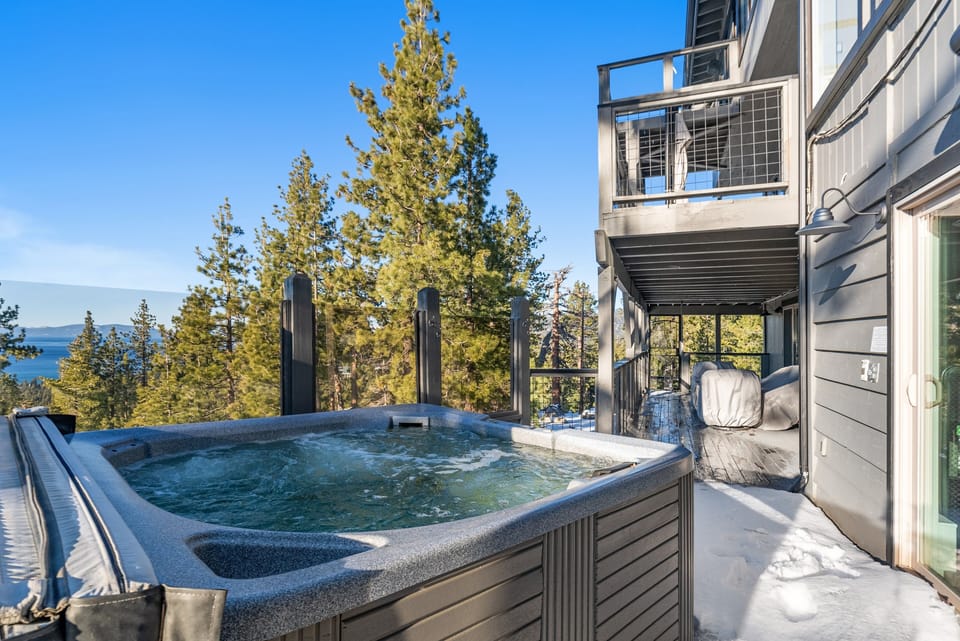 House, 4 Bedrooms | Terrace/patio