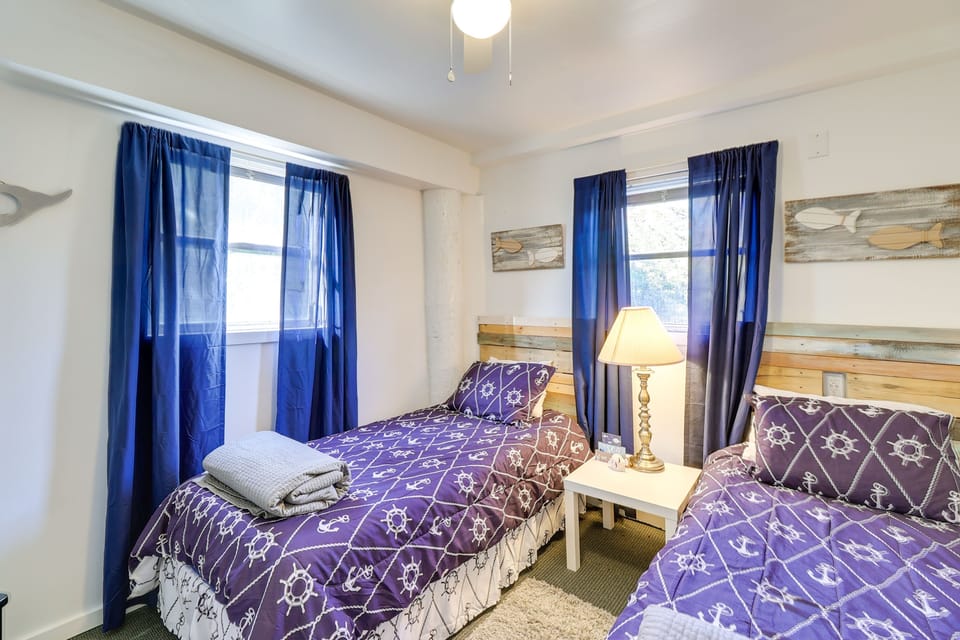 House, 4 Bedrooms | 4 bedrooms, desk, laptop workspace, iron/ironing board