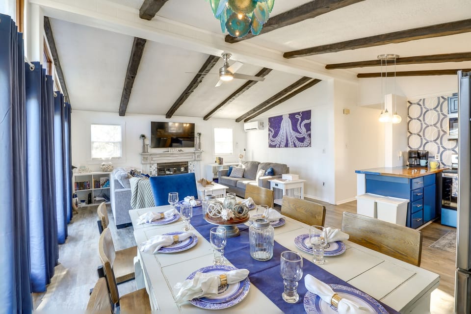 House, 4 Bedrooms | Dining