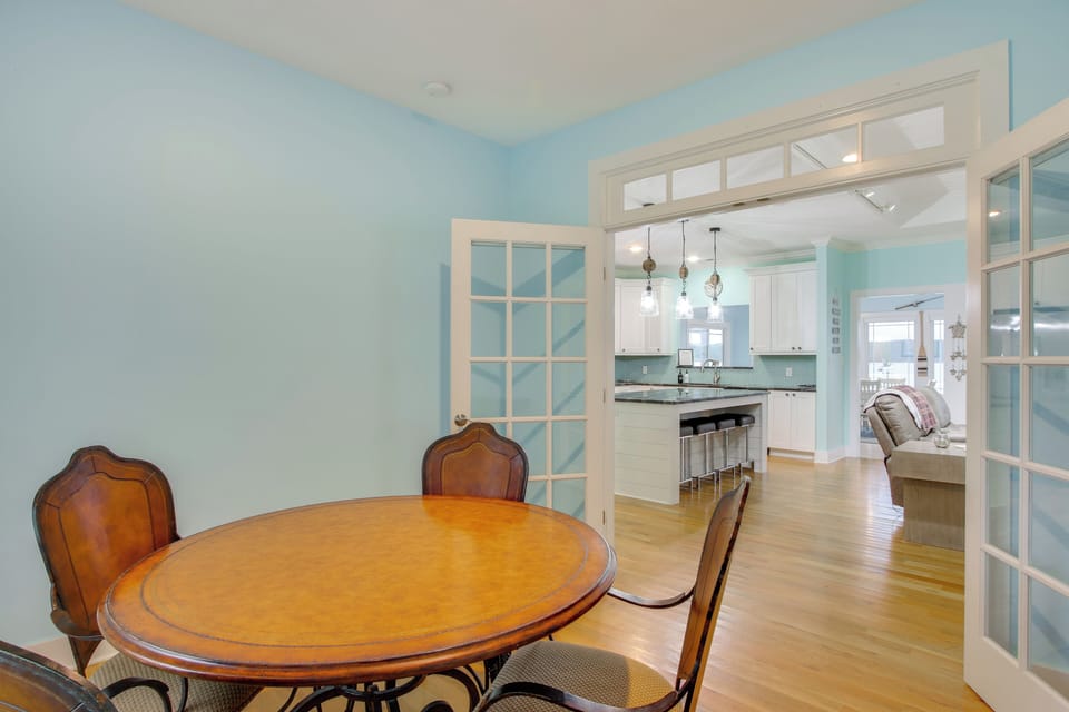 House (4 Bedrooms) | Interior