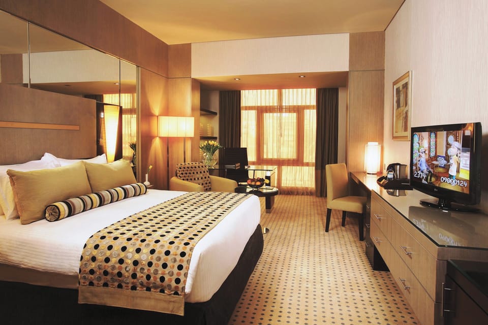 In-room safe, iron/ironing board, free WiFi
